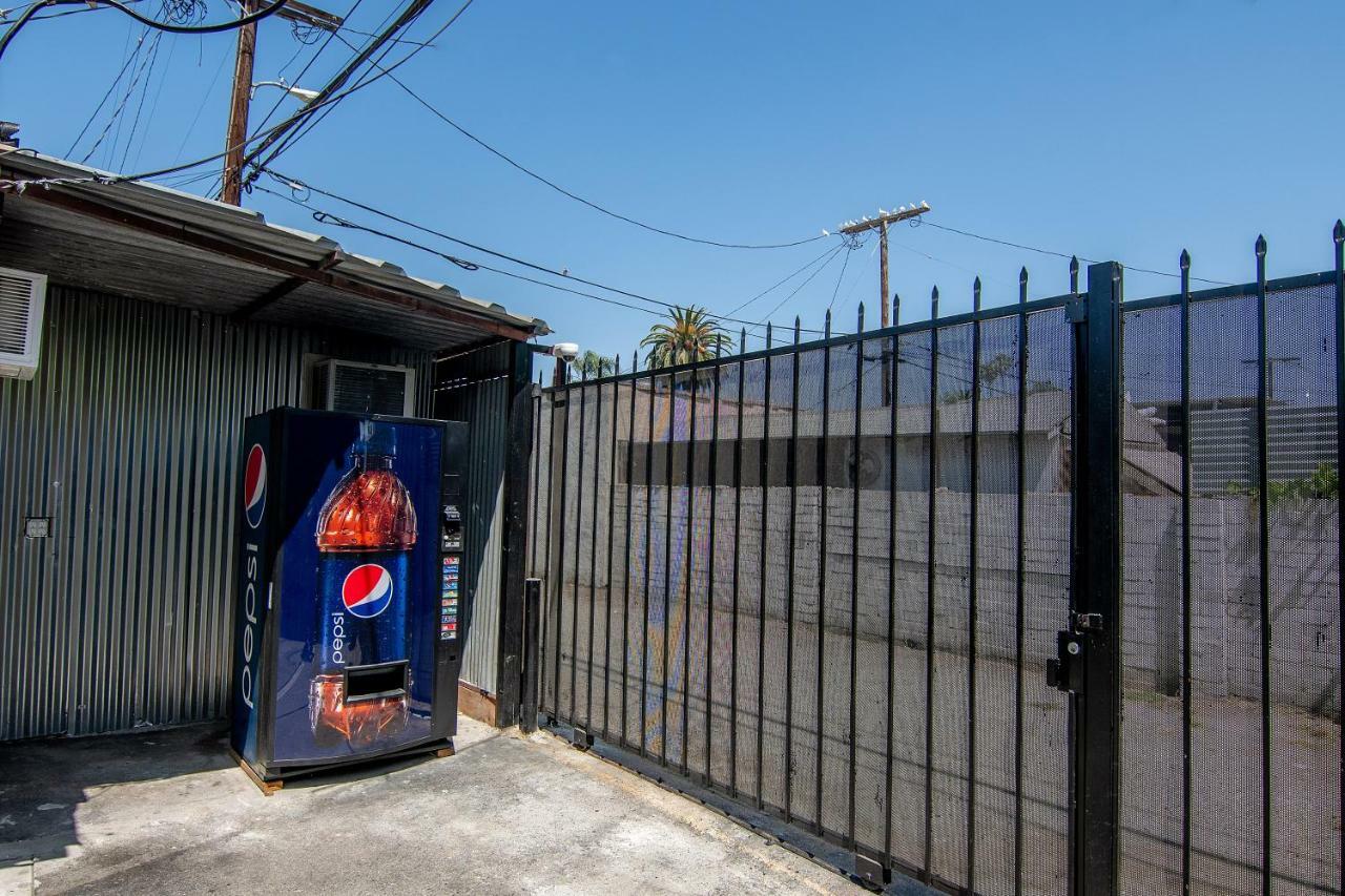 Ramona Motel Los Angeles Exterior photo
